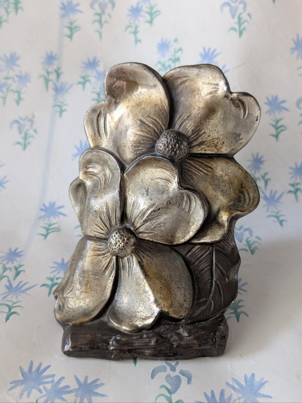 Philadelphia Manufacturing Company Brass Dogwood Floral Bookend Vintage MCM